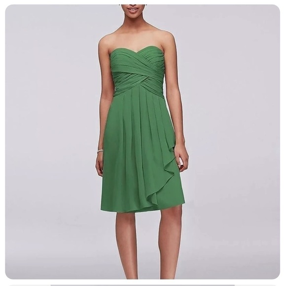 David's Bridal Clover Green Dress - Picture 4 of 16